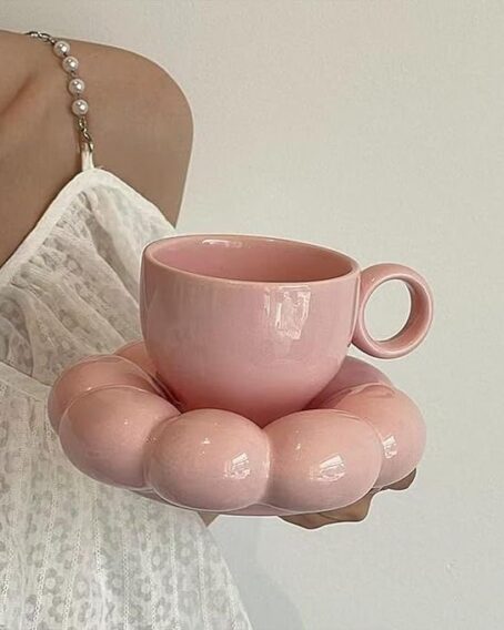 Bubble pink ceramic mug with saucer - Image 2